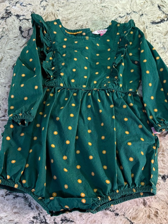Ruffle Butts Other - Ruffle Butts Emerald Green Long-Sleeve Bubble Romper with Gold Daisies